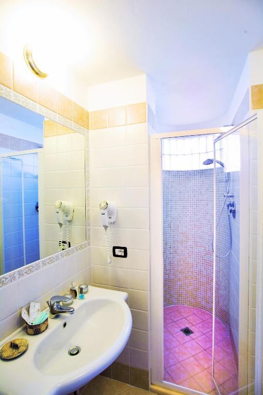 Hotel Etna - Nuova Gestione Romagnola All-Inclusive Spiaggia Parcheggio Riccione Room photo